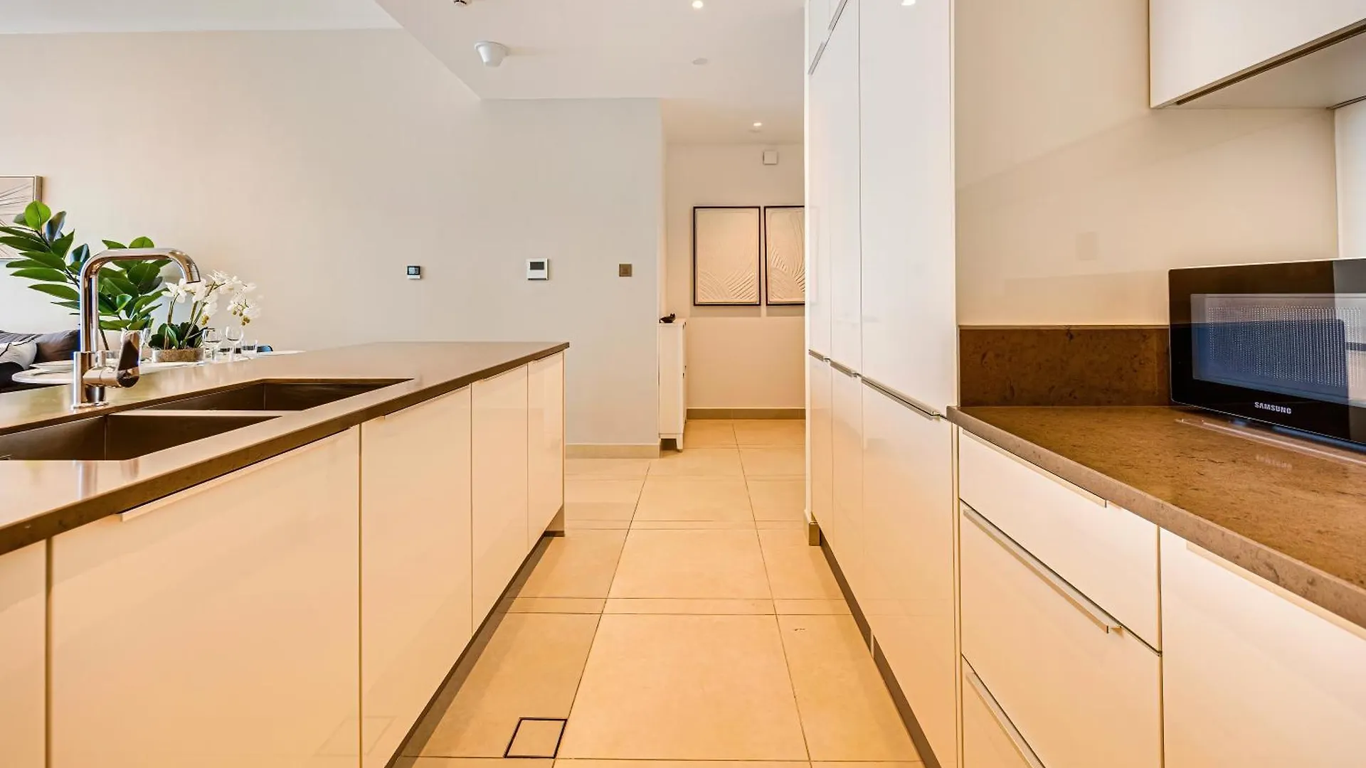 Brand New 1 Bedroom In Marina Gate 2, Dubai Marina 0*,  Émirats arabes unis