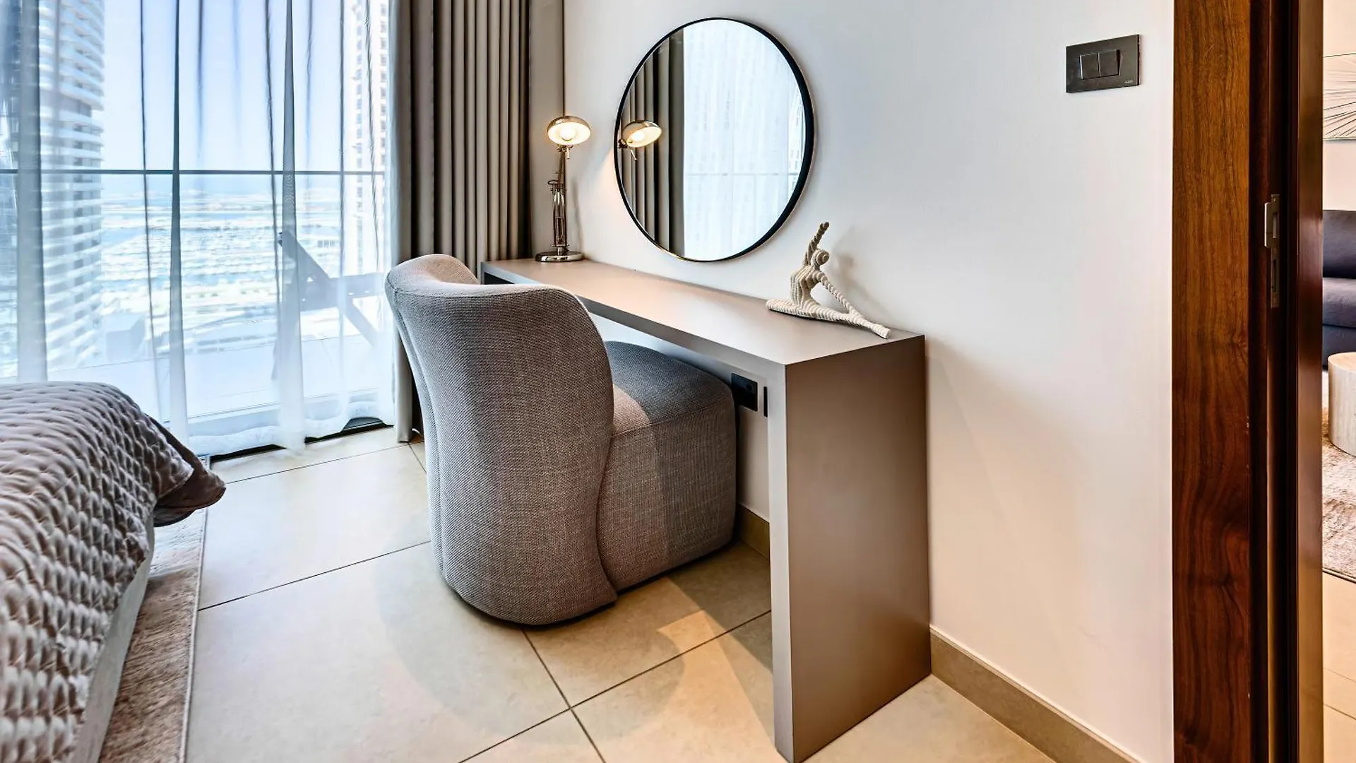 Brand New 1 Bedroom In Marina Gate 2, Dubai Marina Apartment